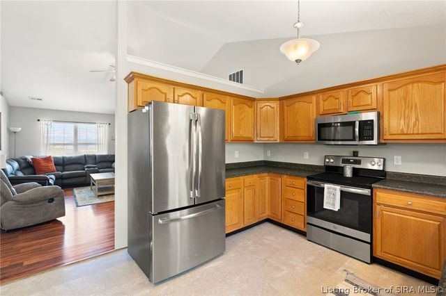 12014 Timberfield Court, Sellersburg, IN 47172