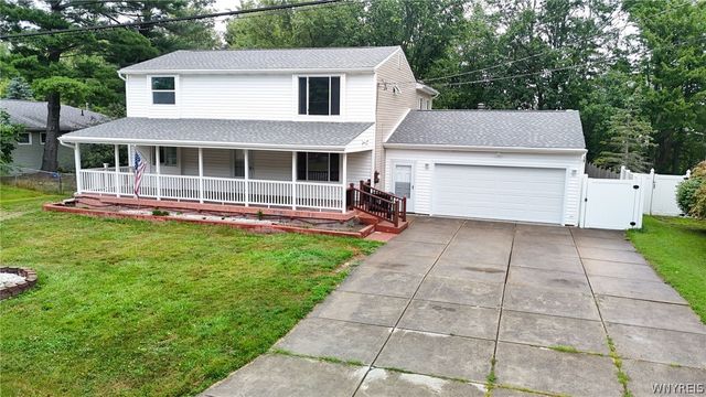 19 Schultz Road, Orchard Park, NY 14127