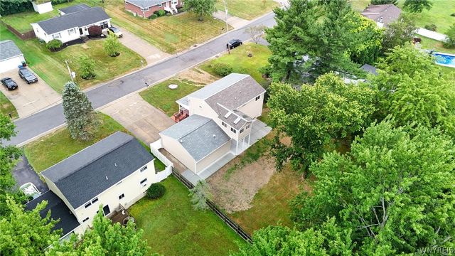 19 Schultz Road, Orchard Park, NY 14127