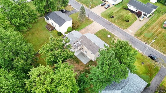 19 Schultz Road, Orchard Park, NY 14127