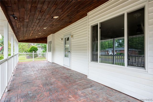 19 Schultz Road, Orchard Park, NY 14127