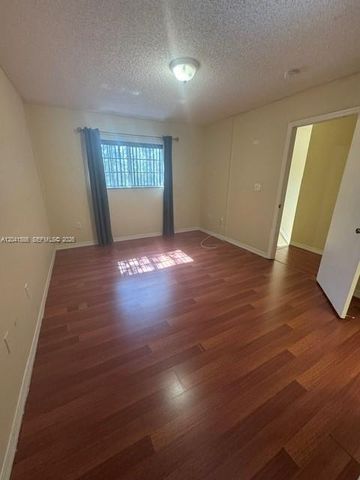 3690 SW 153rd Pl, Miami, FL 33185