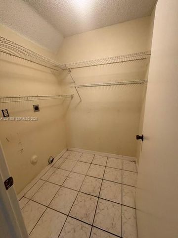 3690 SW 153rd Pl, Miami, FL 33185