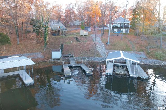 895 LAKESHORE Drive North, Goreville, IL 62939