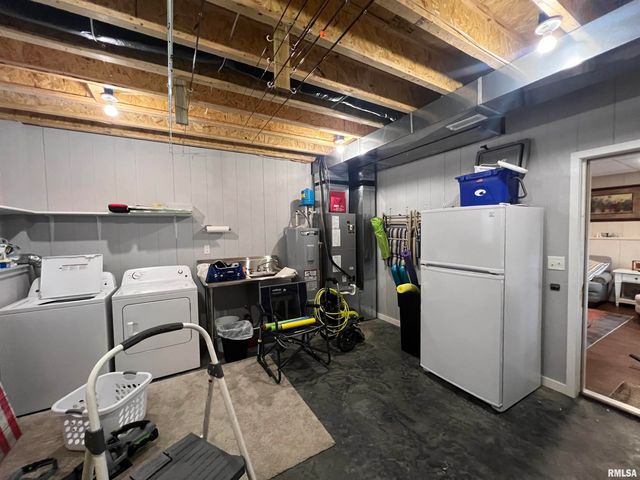 895 LAKESHORE Drive North, Goreville, IL 62939