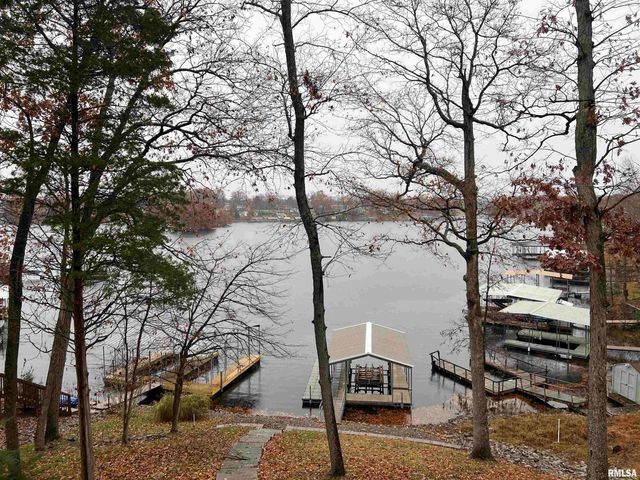 895 LAKESHORE Drive North, Goreville, IL 62939