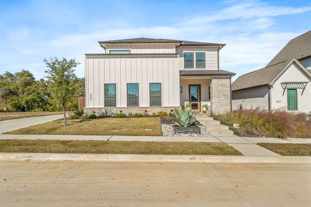 905 Eldorado Street, Weatherford, TX 76086