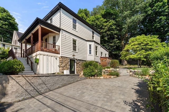 61 Wilmot St, Watertown, MA 02472