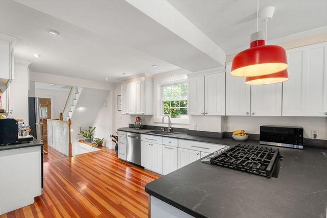 61 Wilmot St, Watertown, MA 02472