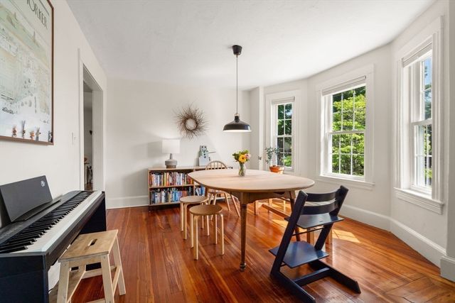 61 Wilmot St, Watertown, MA 02472