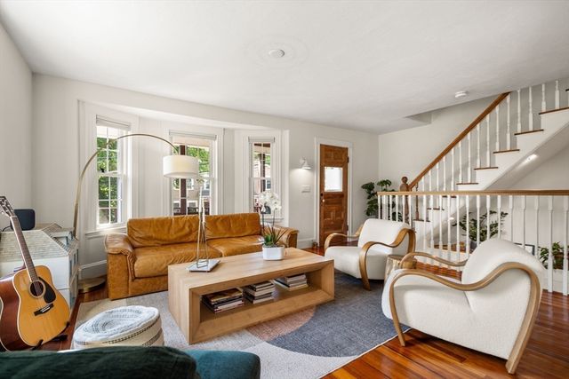 61 Wilmot St, Watertown, MA 02472