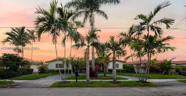 21250 NE 23rd Ave, Miami, FL 33180