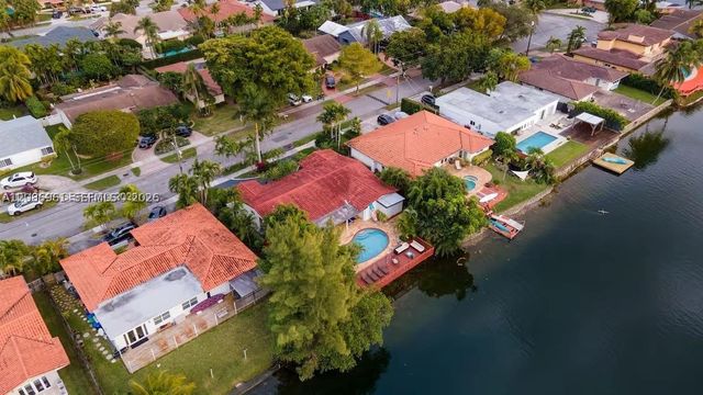 21250 NE 23rd Ave, Miami, FL 33180