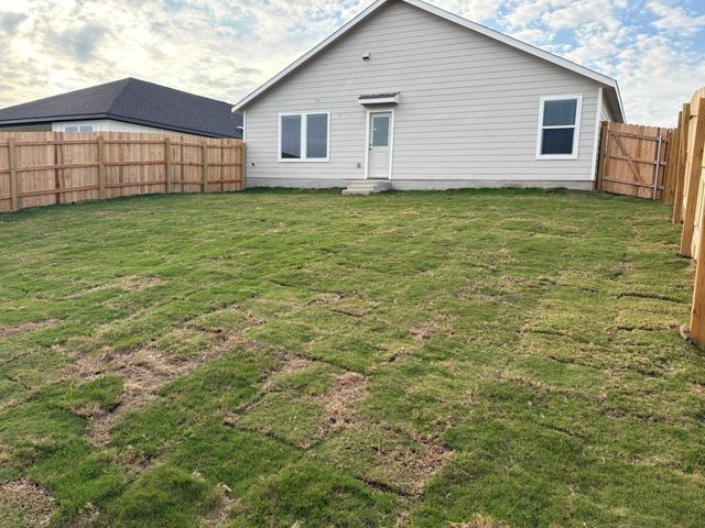 1907 Bear Grass Ridge RD, Temple, TX 76504