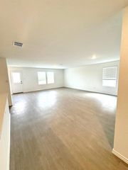 1907 Bear Grass Ridge RD, Temple, TX 76504