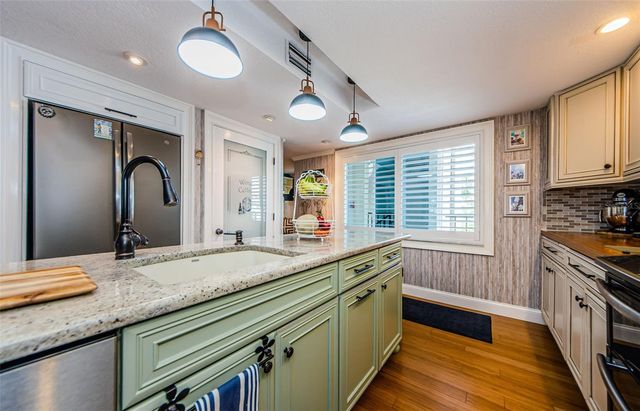 8210 AQUILA STREET 218, Port Richey, FL 34668