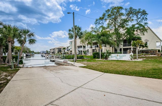 8210 AQUILA STREET 218, Port Richey, FL 34668