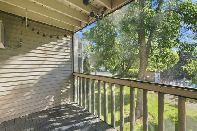 4045 Hodgson Road 201, Shoreview, MN 55126