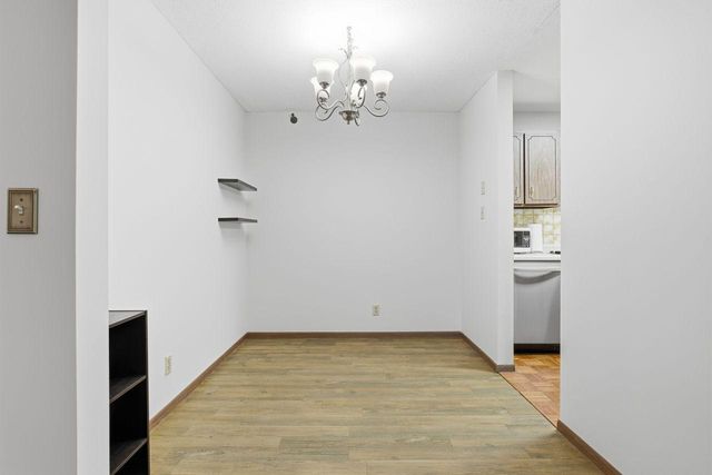4045 Hodgson Road 201, Shoreview, MN 55126