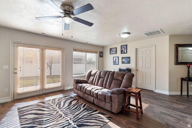 955 W ALTON DR, North Salt Lake, UT 84054