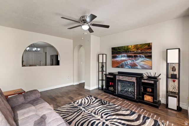 955 W ALTON DR, North Salt Lake, UT 84054