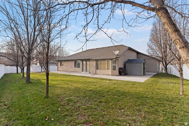 955 W ALTON DR, North Salt Lake, UT 84054