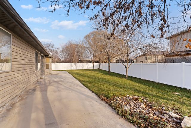 955 W ALTON DR, North Salt Lake, UT 84054