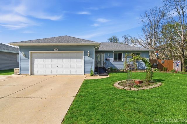 1721 W Galena Boulevard, Aurora, IL 60506