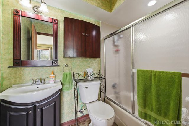 1721 W Galena Boulevard, Aurora, IL 60506
