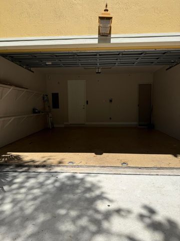 148 E Morning Dew Circle, Jupiter, FL 33458