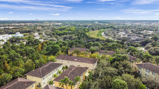 148 E Morning Dew Circle, Jupiter, FL 33458