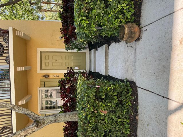 148 E Morning Dew Circle, Jupiter, FL 33458