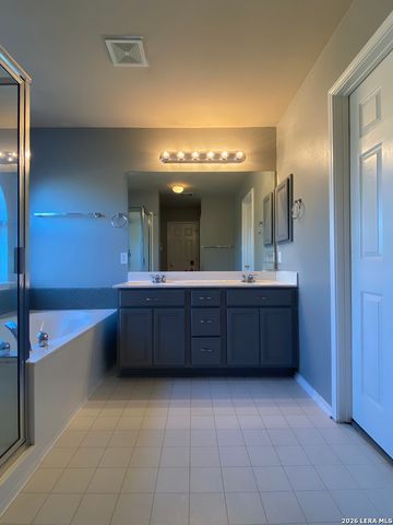 13607 Riverbank Pass, Helotes, TX 78023