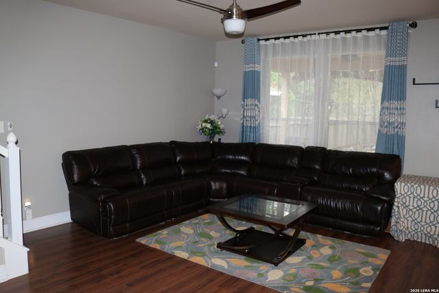 13607 Riverbank Pass, Helotes, TX 78023
