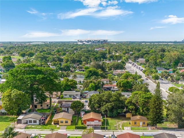2225 NW 170th Terrace, Miami Gardens, FL 33056