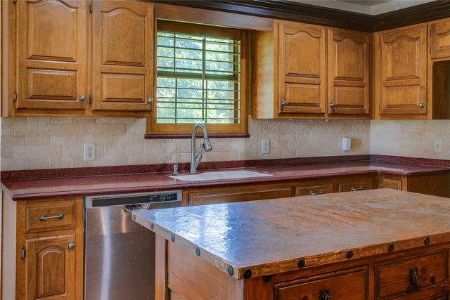 365 E Tripp Road, Sunnyvale, TX 75182