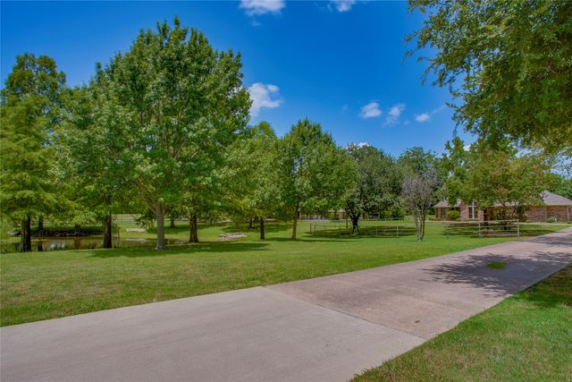 365 E Tripp Road, Sunnyvale, TX 75182