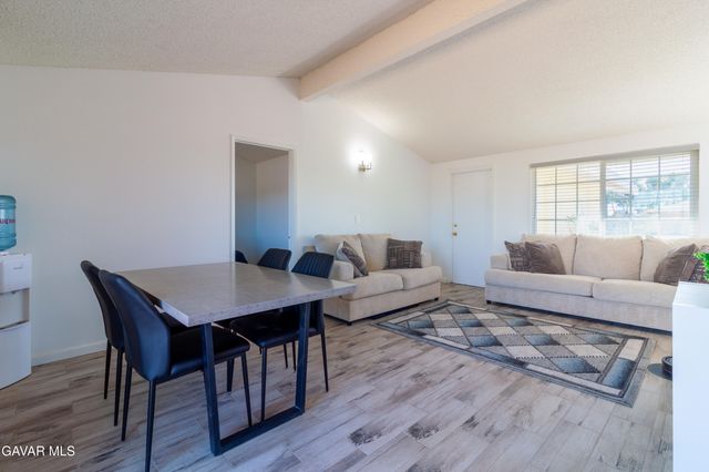 9007 Columbine Avenue, California City, CA 93505