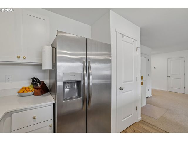 2027 HENDERSON Way, Longview, WA 98632