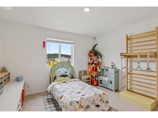 2027 HENDERSON Way, Longview, WA 98632