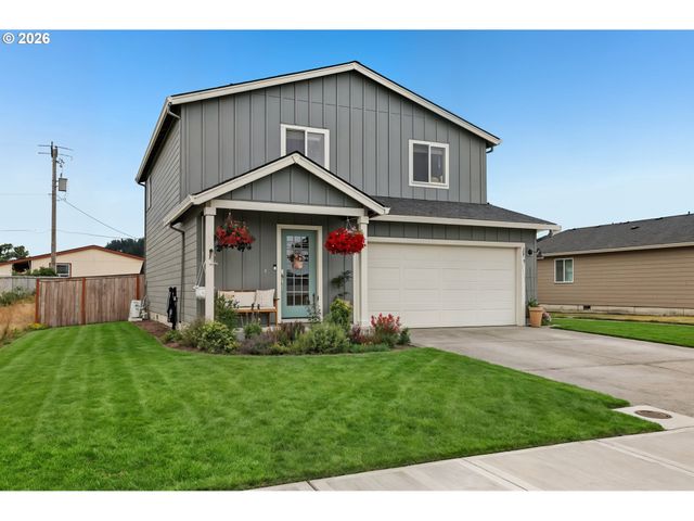 2027 HENDERSON Way, Longview, WA 98632