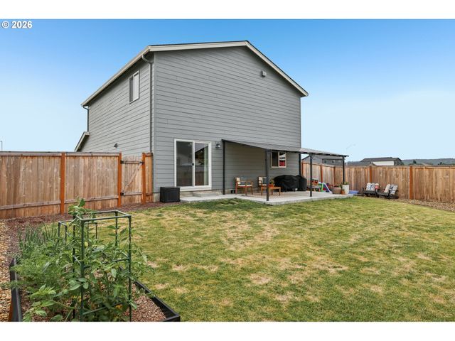 2027 HENDERSON Way, Longview, WA 98632