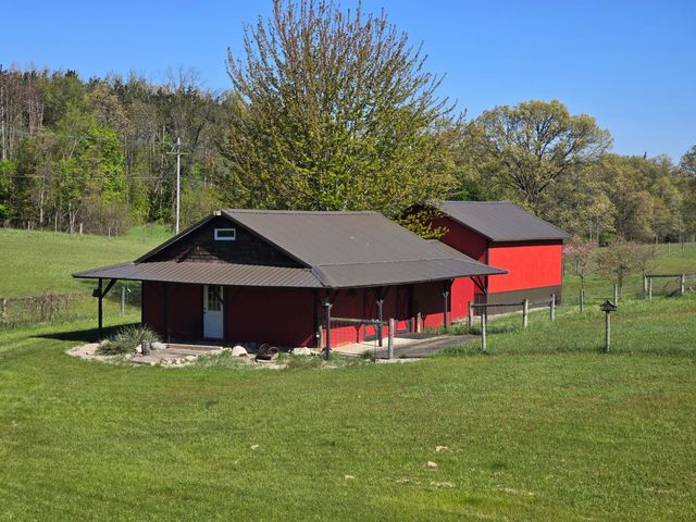 27546 Wait Road, Sturgis, MI 49091
