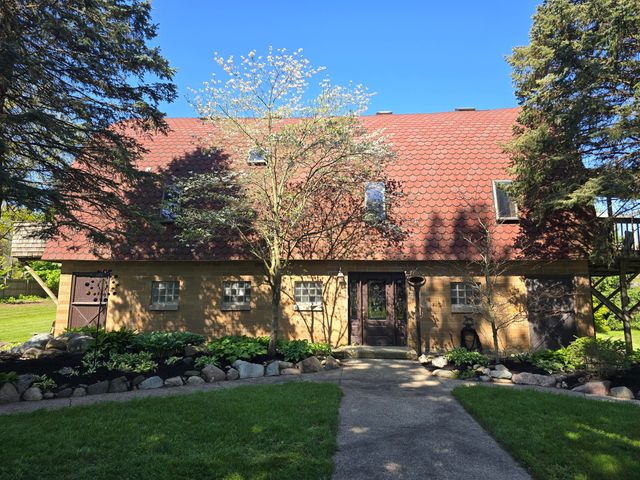 27546 Wait Road, Sturgis, MI 49091