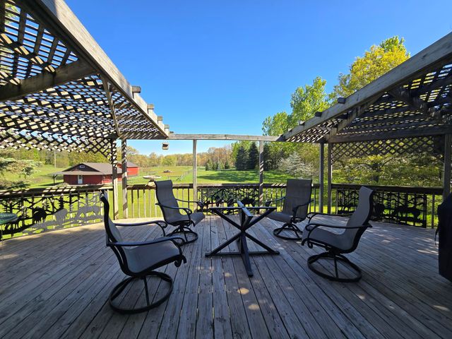 27546 Wait Road, Sturgis, MI 49091