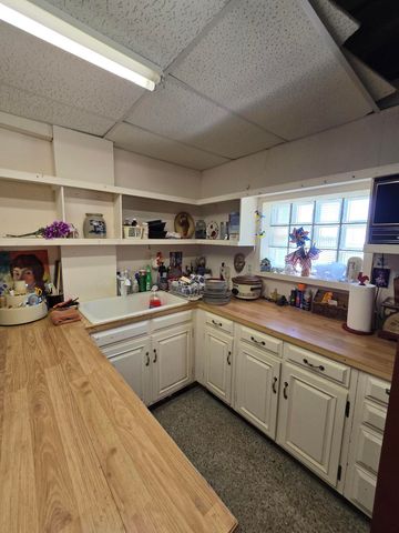 27546 Wait Road, Sturgis, MI 49091