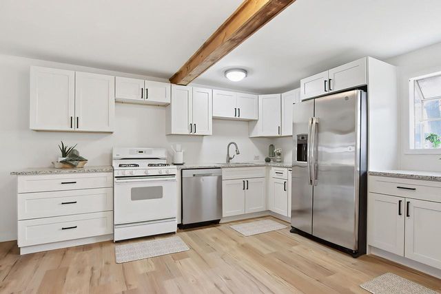 33737 S Lakeshore DRIVE, Burlington, WI 53105