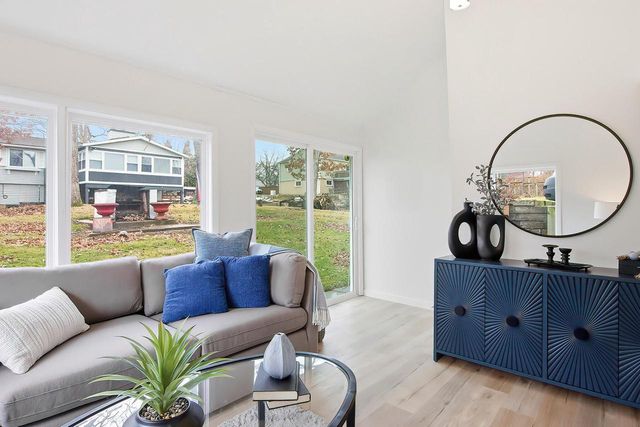 33737 S Lakeshore DRIVE, Burlington, WI 53105