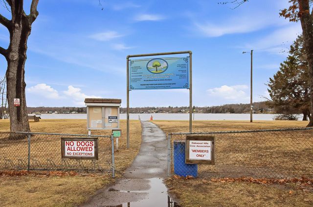 33737 S Lakeshore DRIVE, Burlington, WI 53105