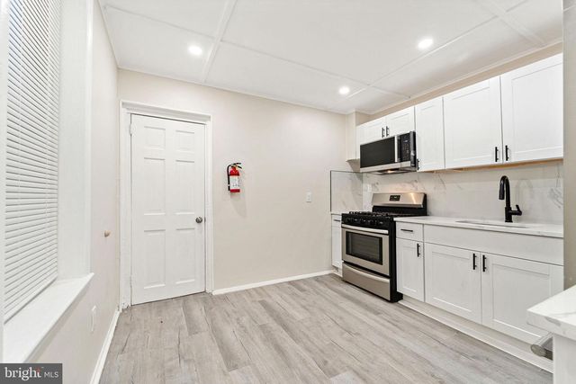 705 N 7TH ST, Camden, NJ 08102